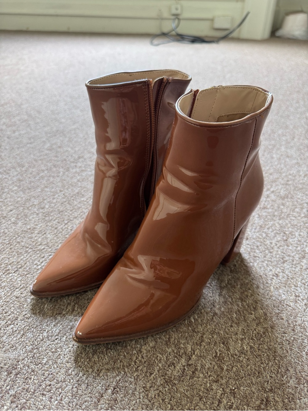 Steve Madden Brown Patent Pointed Toe Ankle Boots